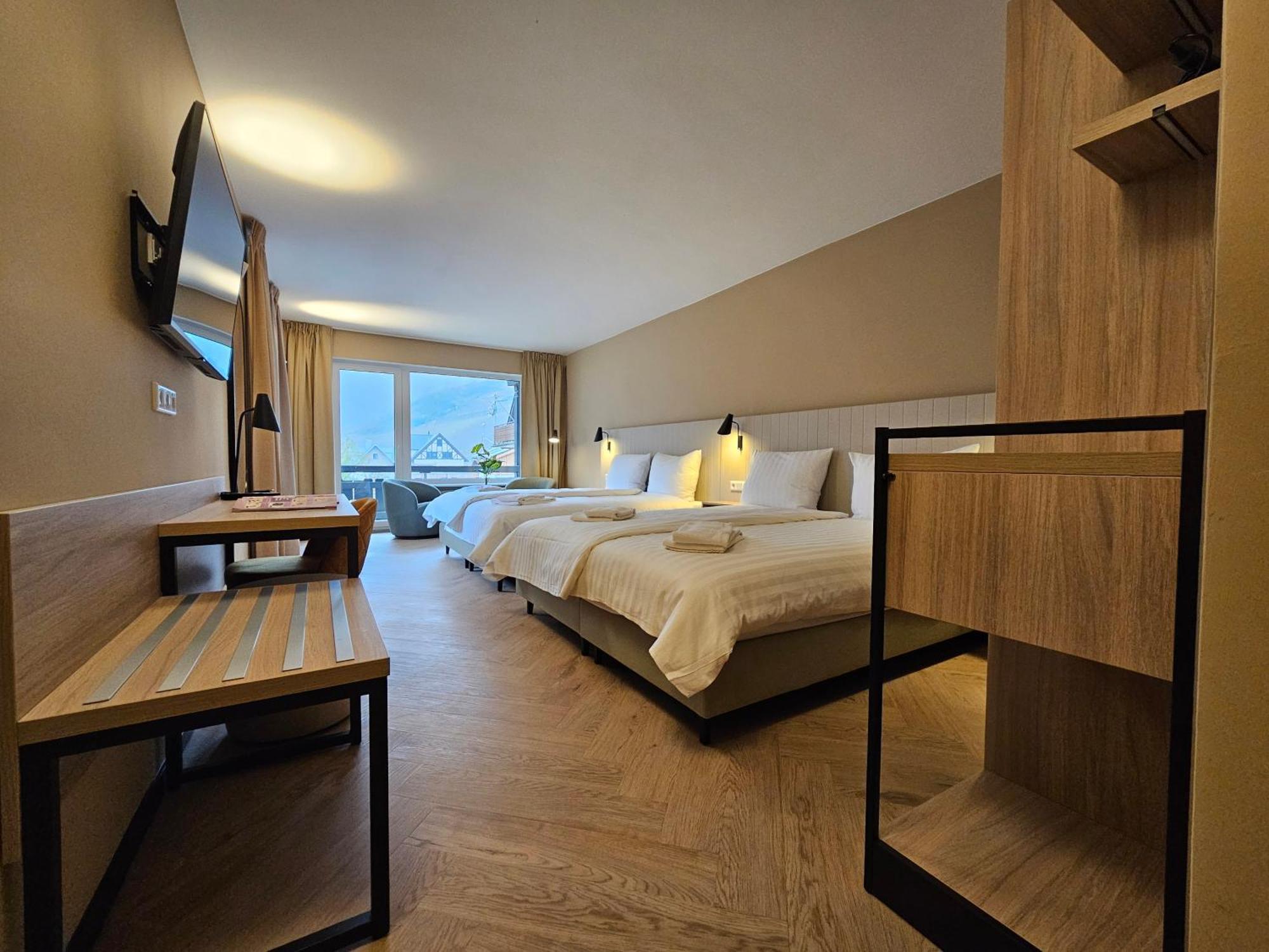 May Hotel Mayschoß Екстериор снимка