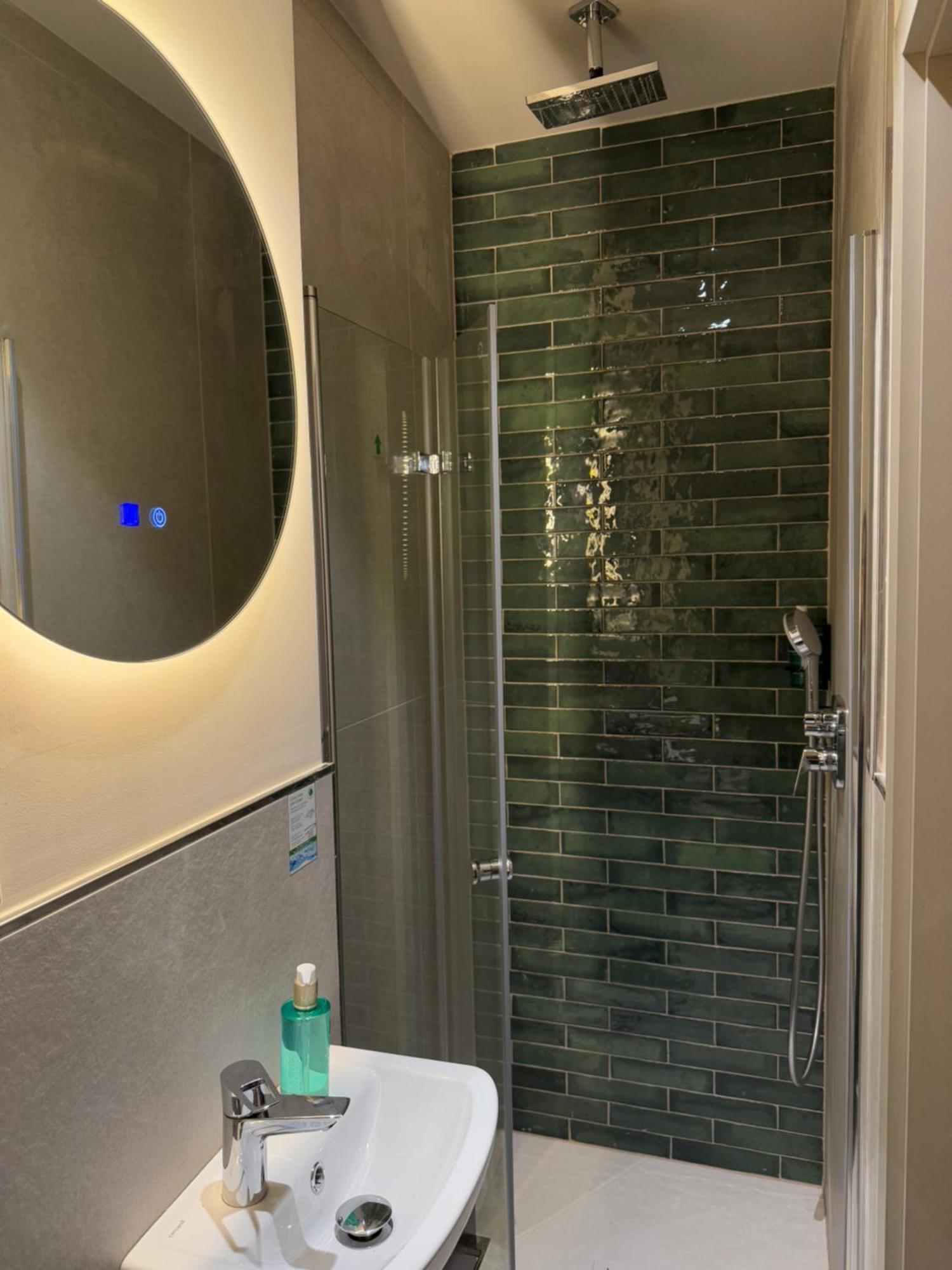 May Hotel Mayschoß Екстериор снимка