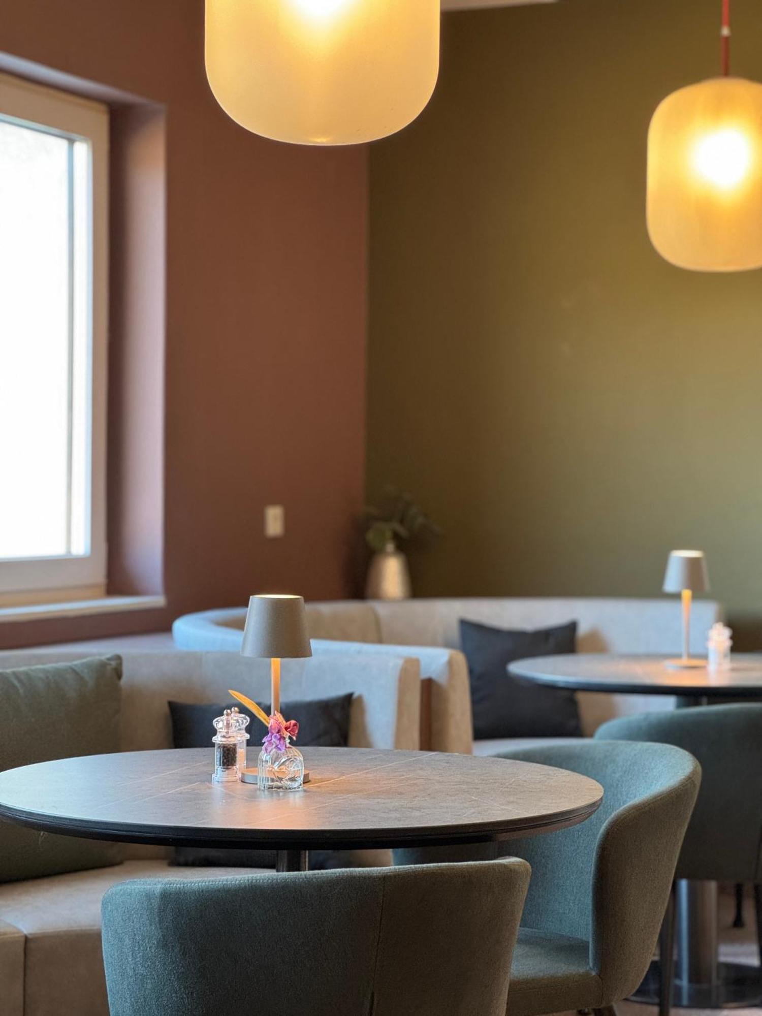 May Hotel Mayschoß Екстериор снимка
